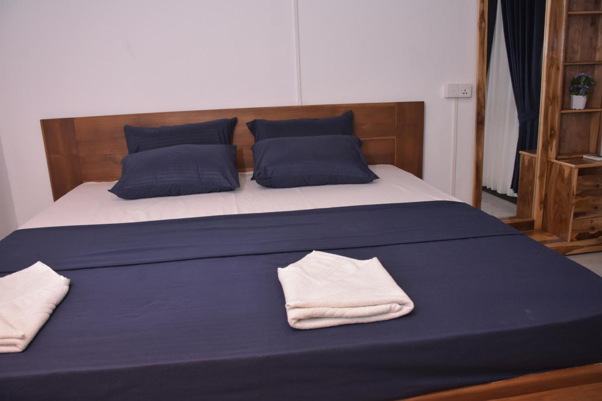 French Garden Regish Guest House Trincomalee Exterior foto